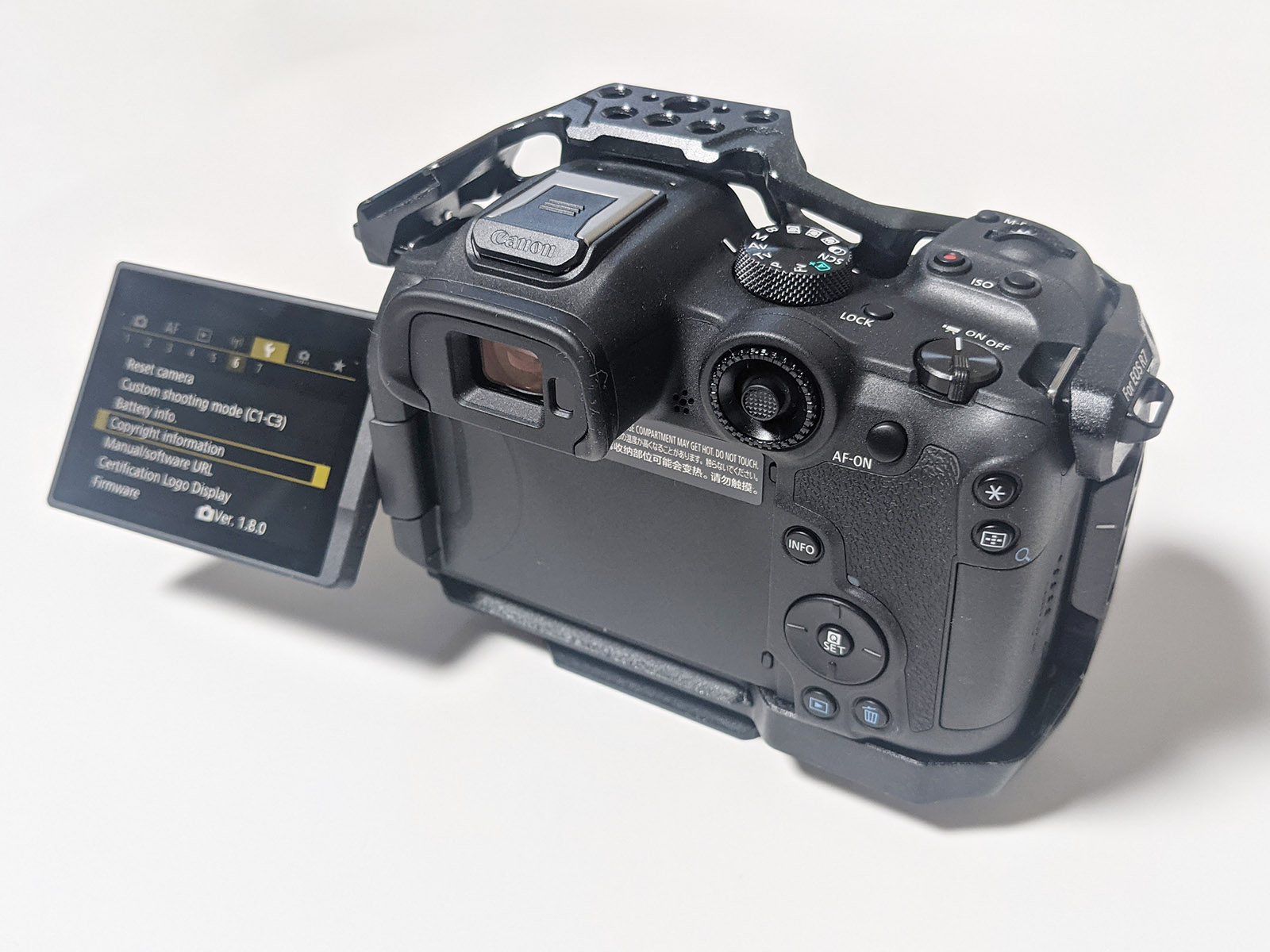 Canon R7